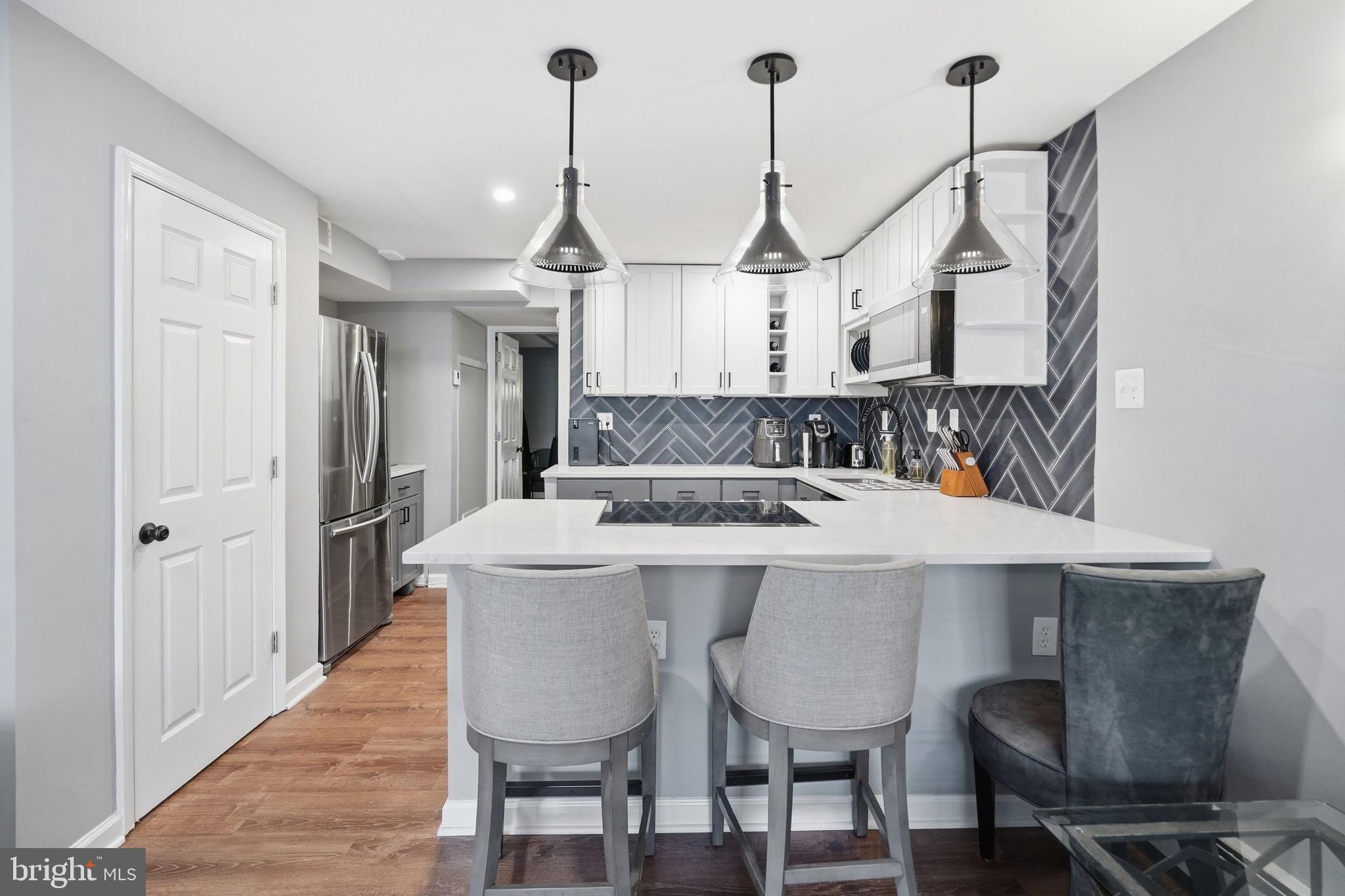 1712 Corcoran Street Northwest, Unit 2 Washington, DC 20009 - Photo 9 of 22