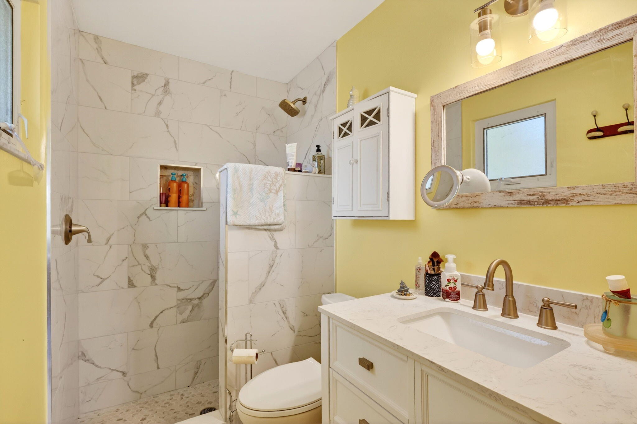 8143 Southeast Woodland Road Hobe Sound, FL 33455 - Photo 11 of 29 36-web-or-mls-5P1A7898