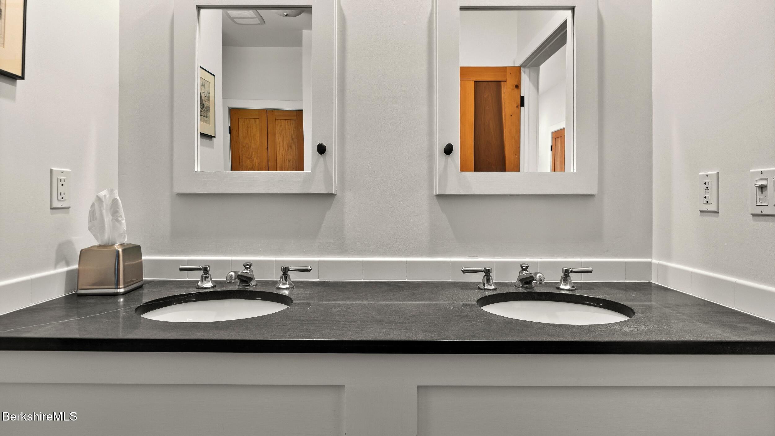 58 River Road Plainfield, MA 01070 - Photo 35 of 50 DSC00131