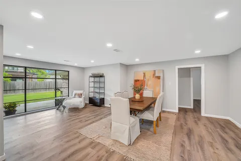 $665,000 | 10726 Riverview Drive, Houston, TX 77042