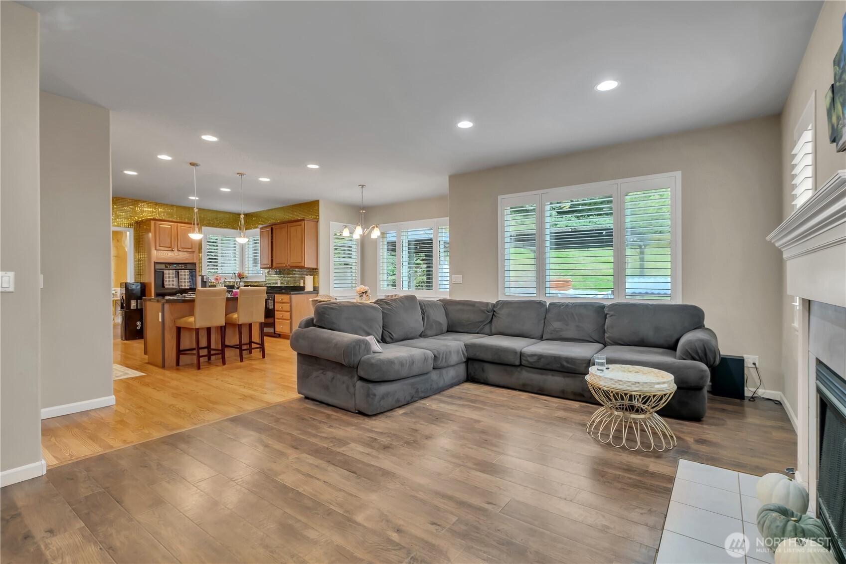 26525 Lake Fenwick Road South Kent, WA 98032 - Photo 12 of 40 a living room with furniture and a large window