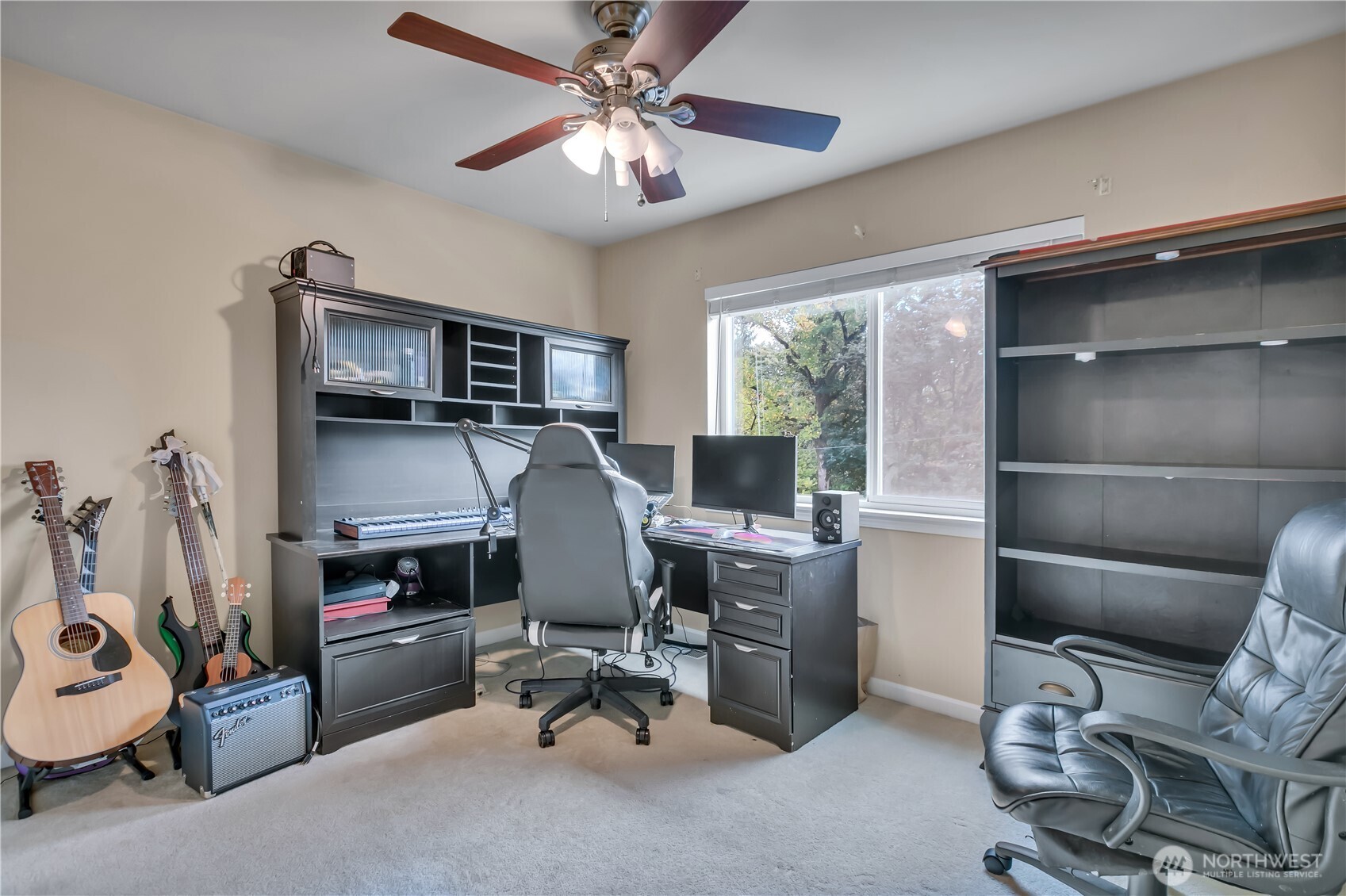 26525 Lake Fenwick Road South Kent, WA 98032 - Photo 23 of 40 a view of a workspace with furniture and a window