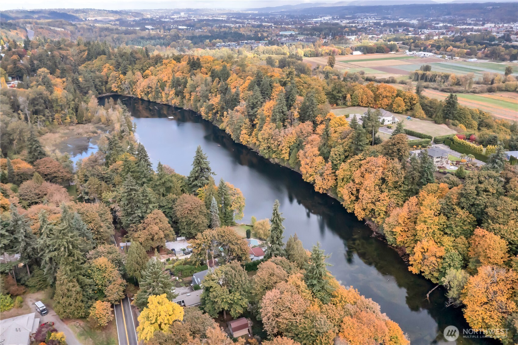 26525 Lake Fenwick Road South Kent, WA 98032 - Photo 34 of 40 a view of a city and lake view