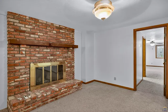 $300,000 | 2942 Southeast Meadowview Drive, Topeka, KS 66605