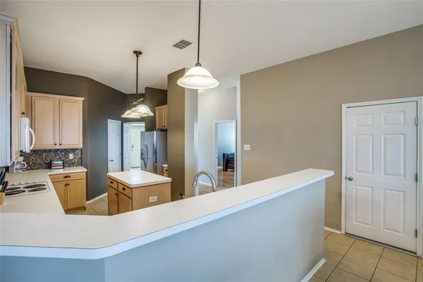 $2,800 | 3811 Strattford Drive, Frisco, TX 75035