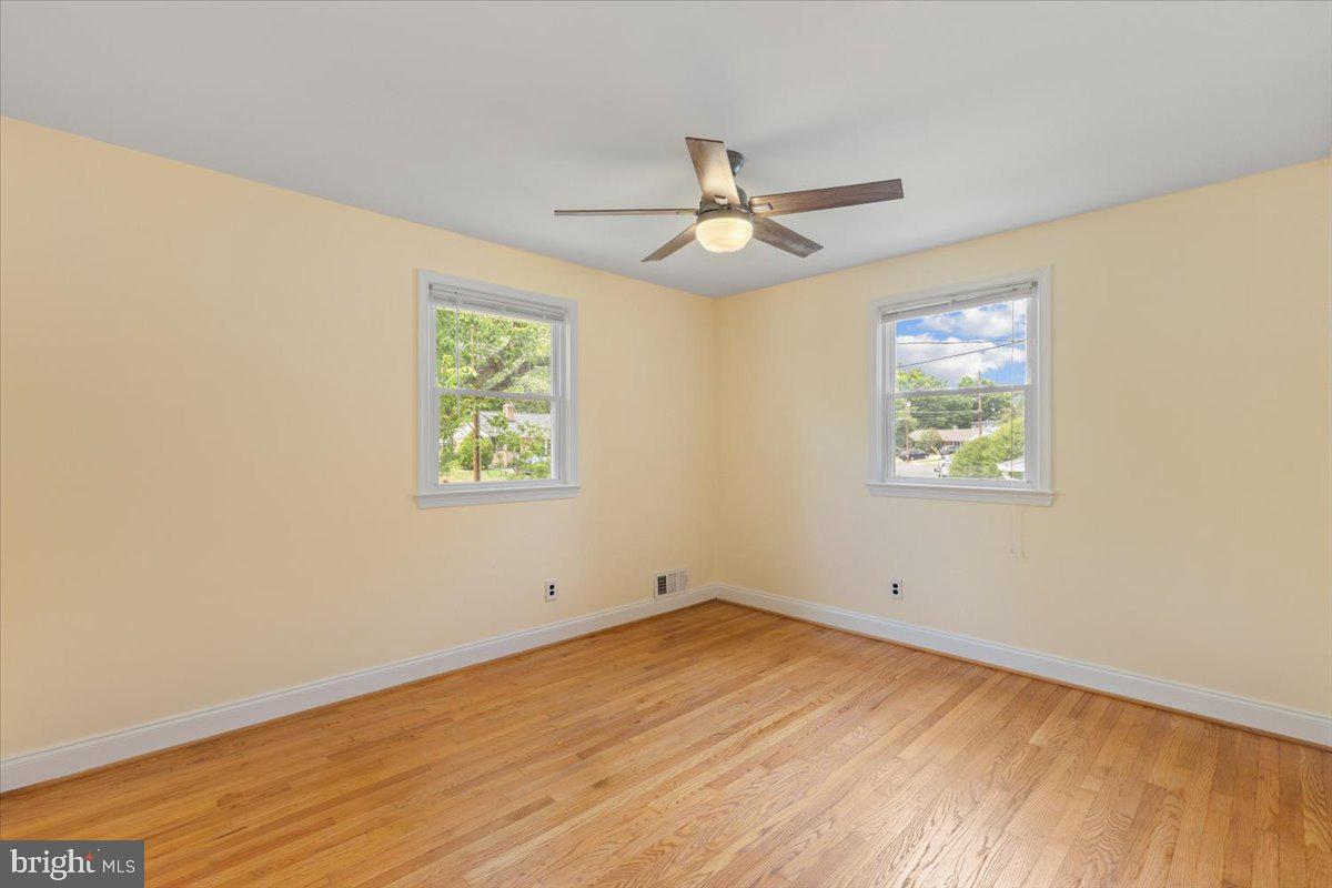 5627 Ottawa Road Centreville, VA 20120 - Photo 19 of 40