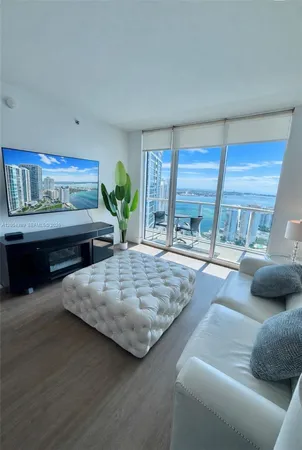 $3,100 | Brickell, Miami, FL 33131