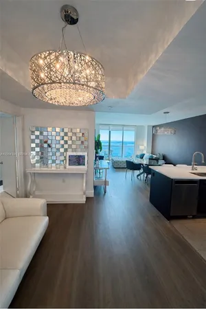 $3,100 | Brickell, Miami, FL 33131