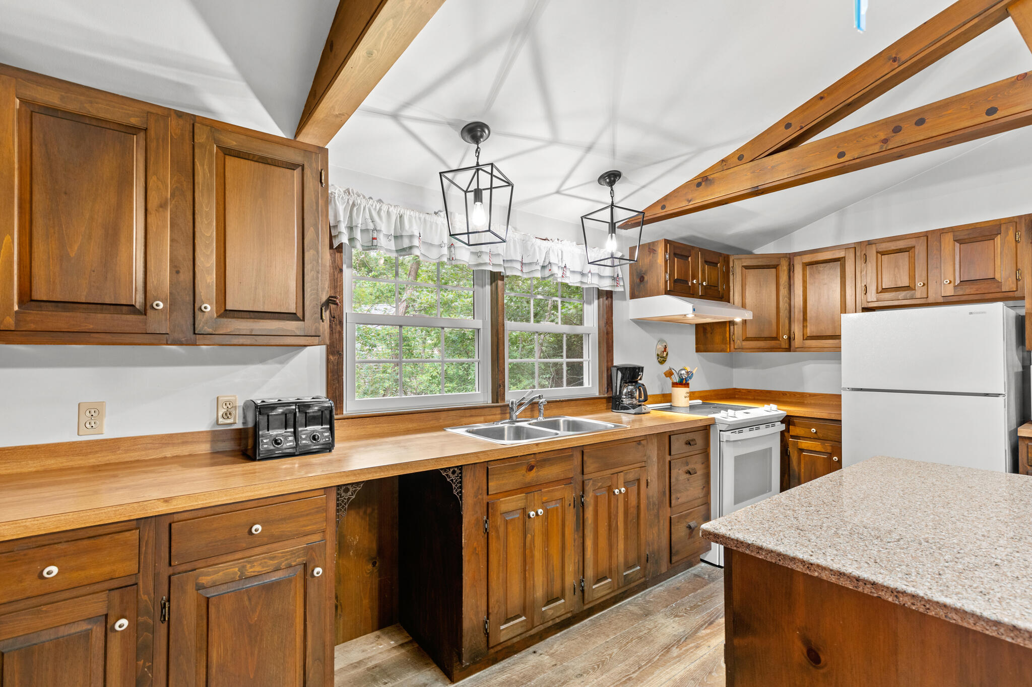 45 Knowles Street Eastham, MA 02642 - Photo 14 of 31 17