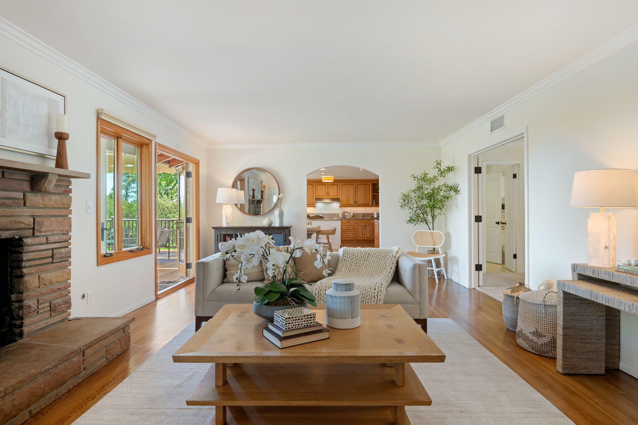 1400 Holiday Hill Road Goleta, CA 93117 - Photo 13 of 56 14-Living Room