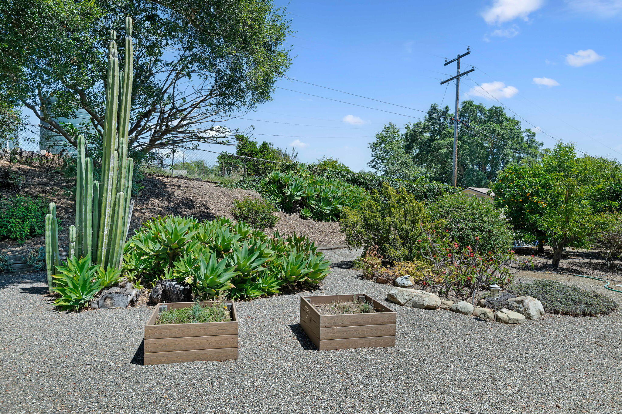 1400 Holiday Hill Road Goleta, CA 93117 - Photo 33 of 56 34-Rear Gardens