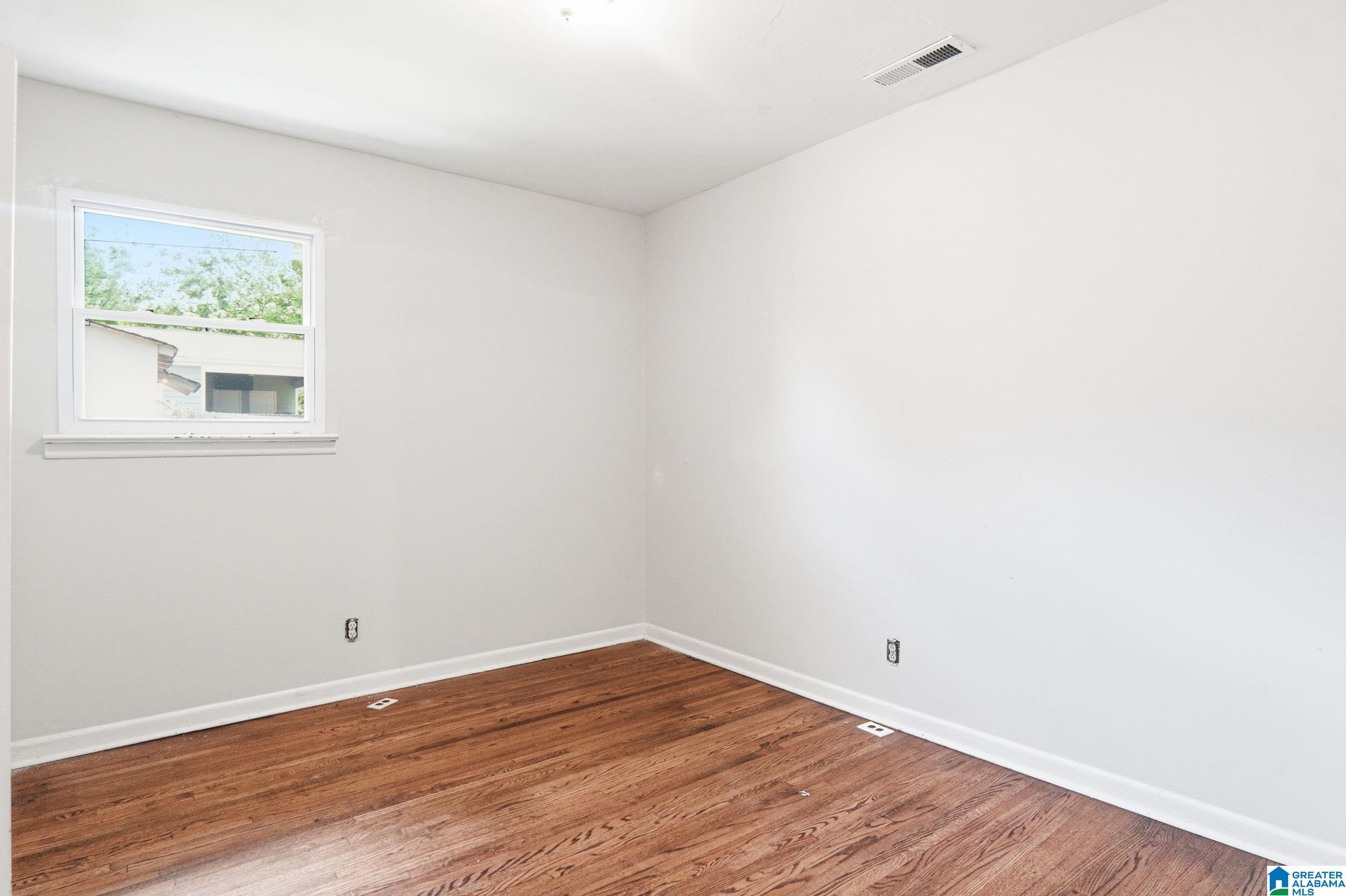 421 Caffee Street Bessemer, AL 35022 - Photo 5 of 20