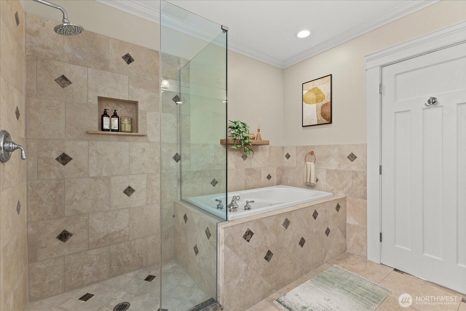 400 Northeast 50th Street Seattle, WA 98105 - Photo 18 of 39