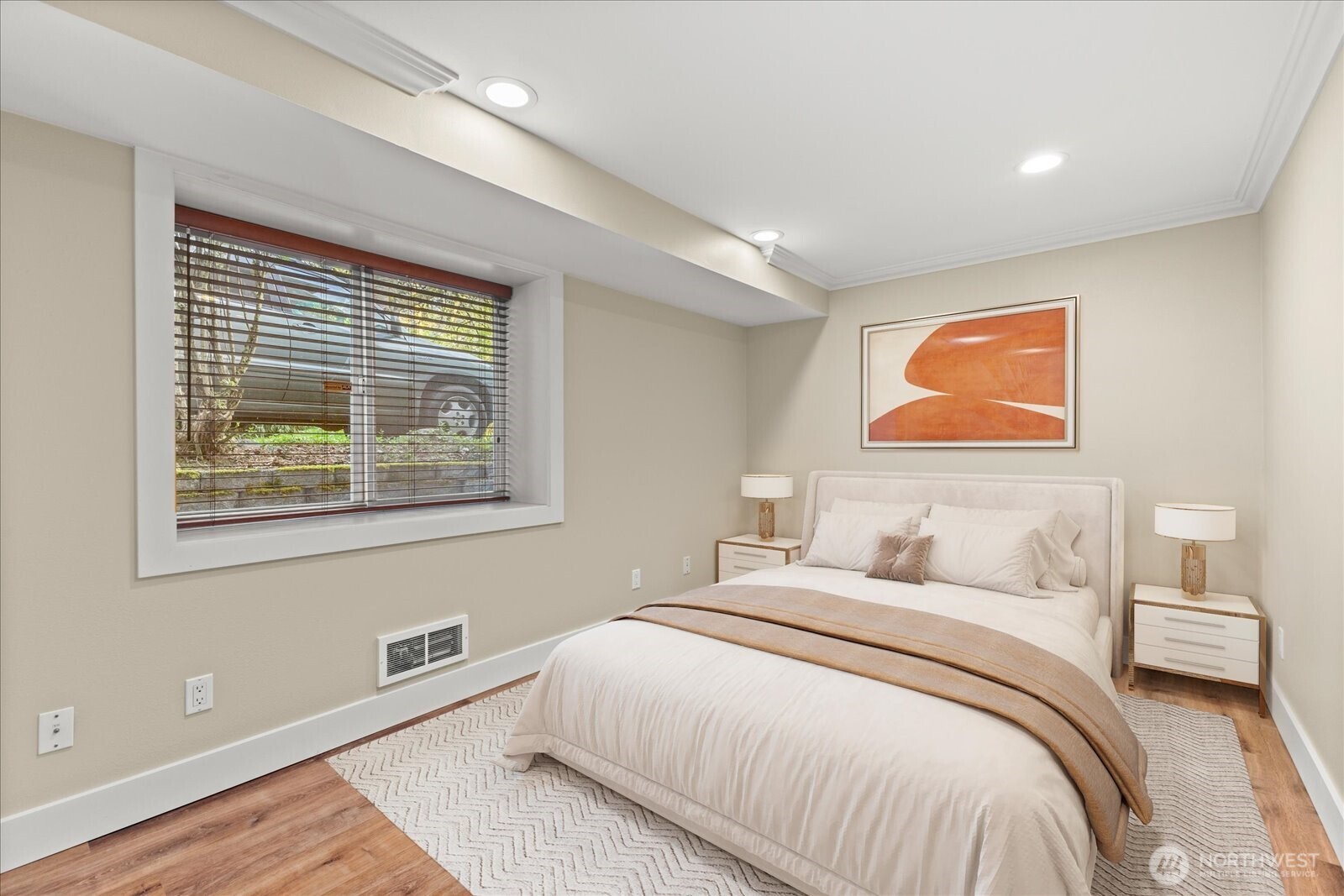 400 Northeast 50th Street Seattle, WA 98105 - Photo 27 of 39