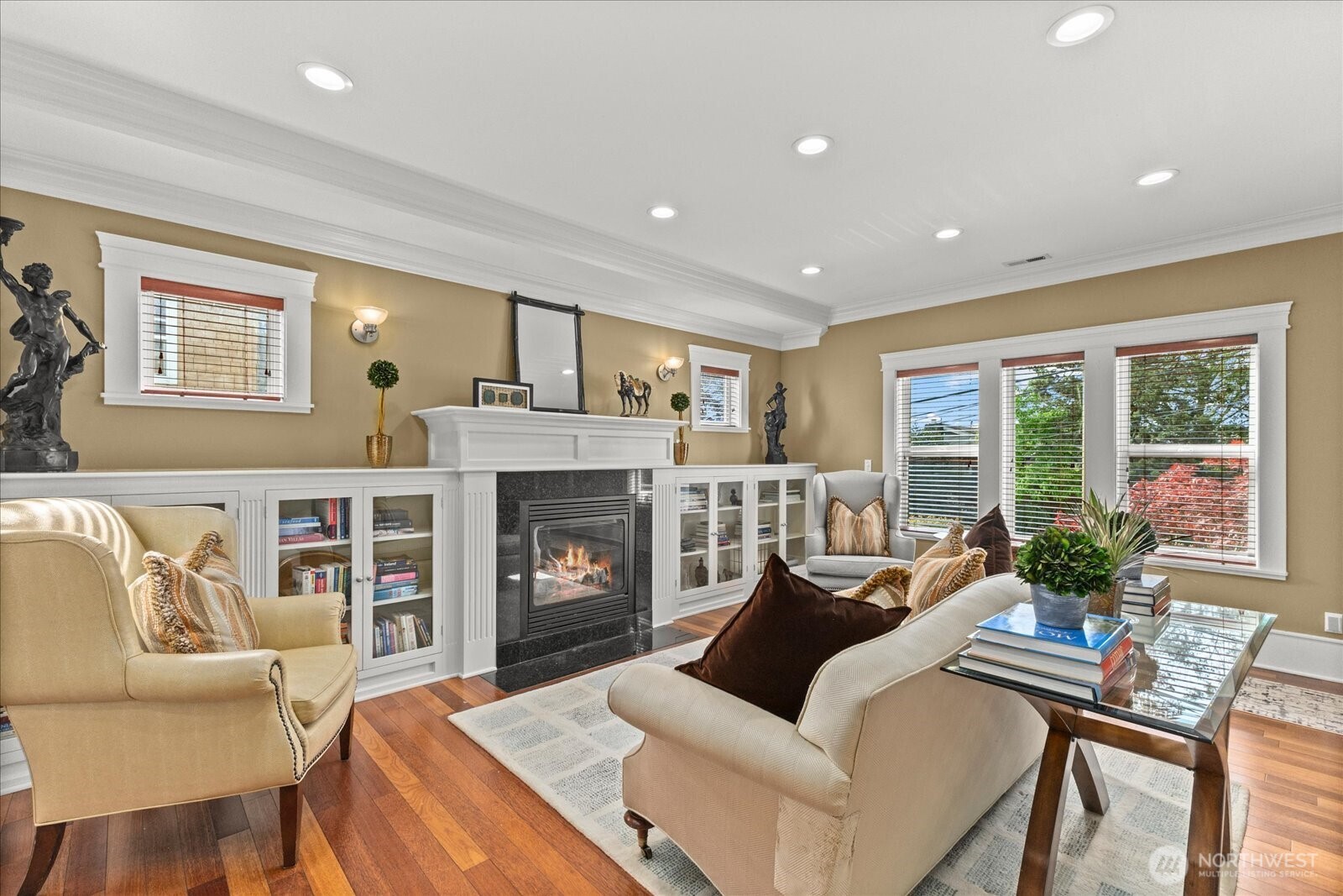 400 Northeast 50th Street Seattle, WA 98105 - Photo 5 of 39