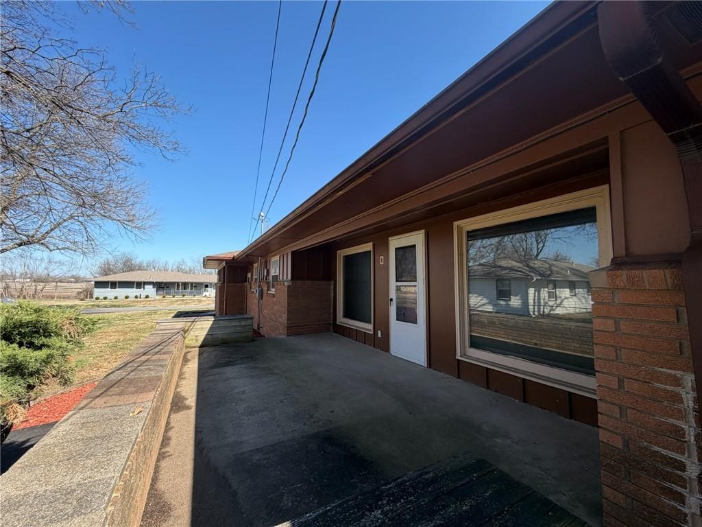 904 North High Street Butler, MO 64730 - Photo 16 of 86