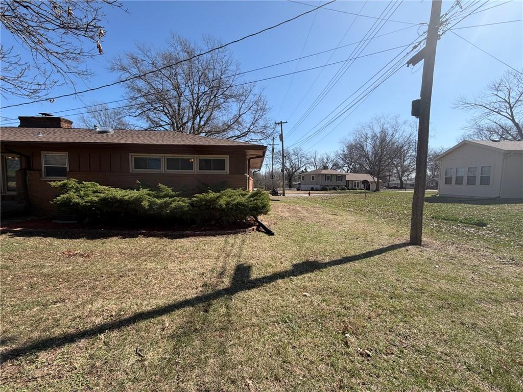904 North High Street Butler, MO 64730 - Photo 17 of 86