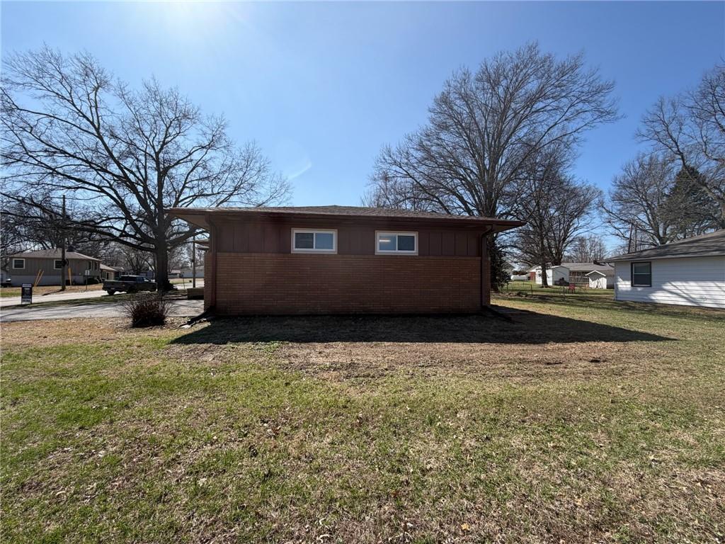 904 North High Street Butler, MO 64730 - Photo 27 of 86