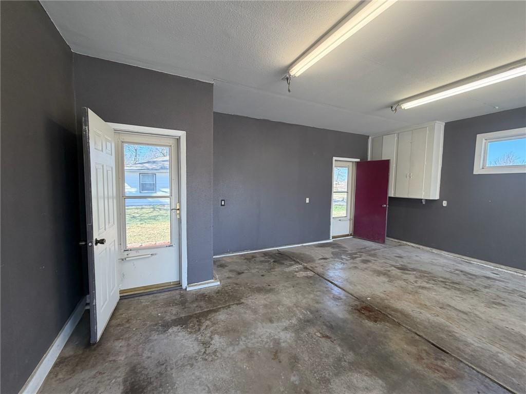 904 North High Street Butler, MO 64730 - Photo 36 of 86