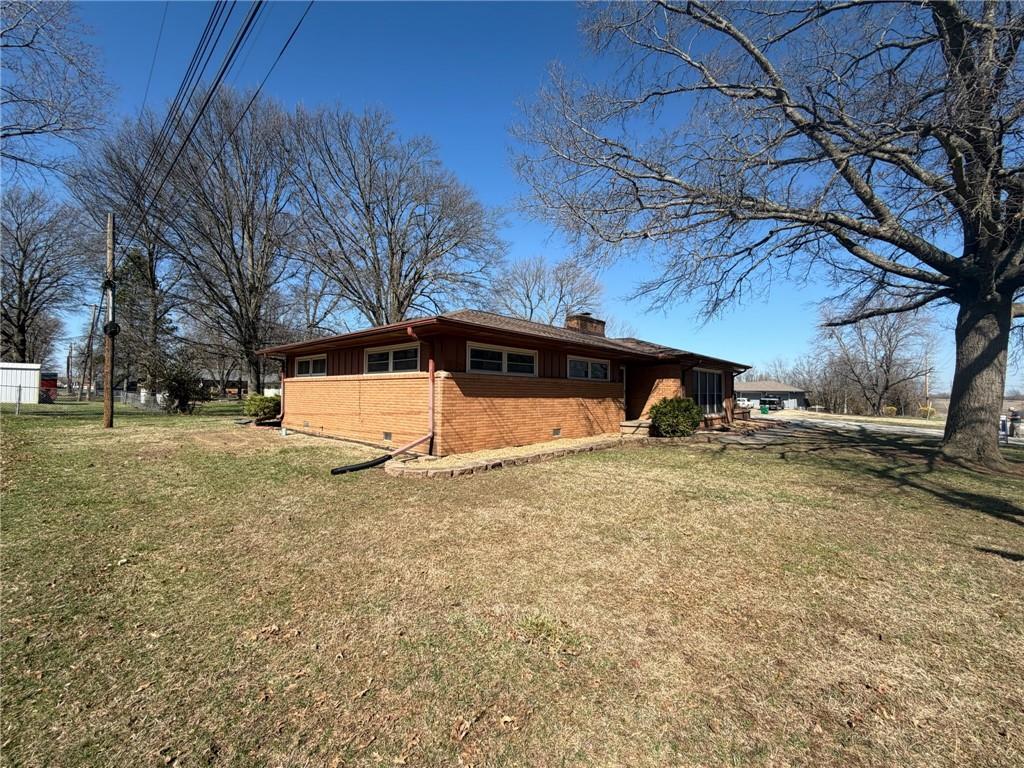 904 North High Street Butler, MO 64730 - Photo 5 of 86