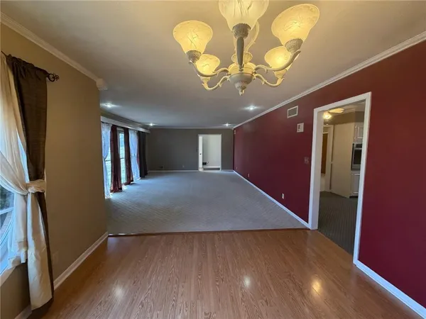 $255,000 | 904 North High Street, Butler, MO 64730