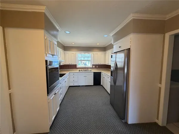 $255,000 | 904 North High Street, Butler, MO 64730