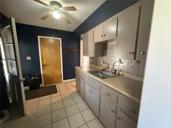 $255,000 | 904 North High Street, Butler, MO 64730