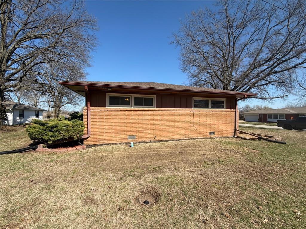 904 North High Street Butler, MO 64730 - Photo 9 of 86