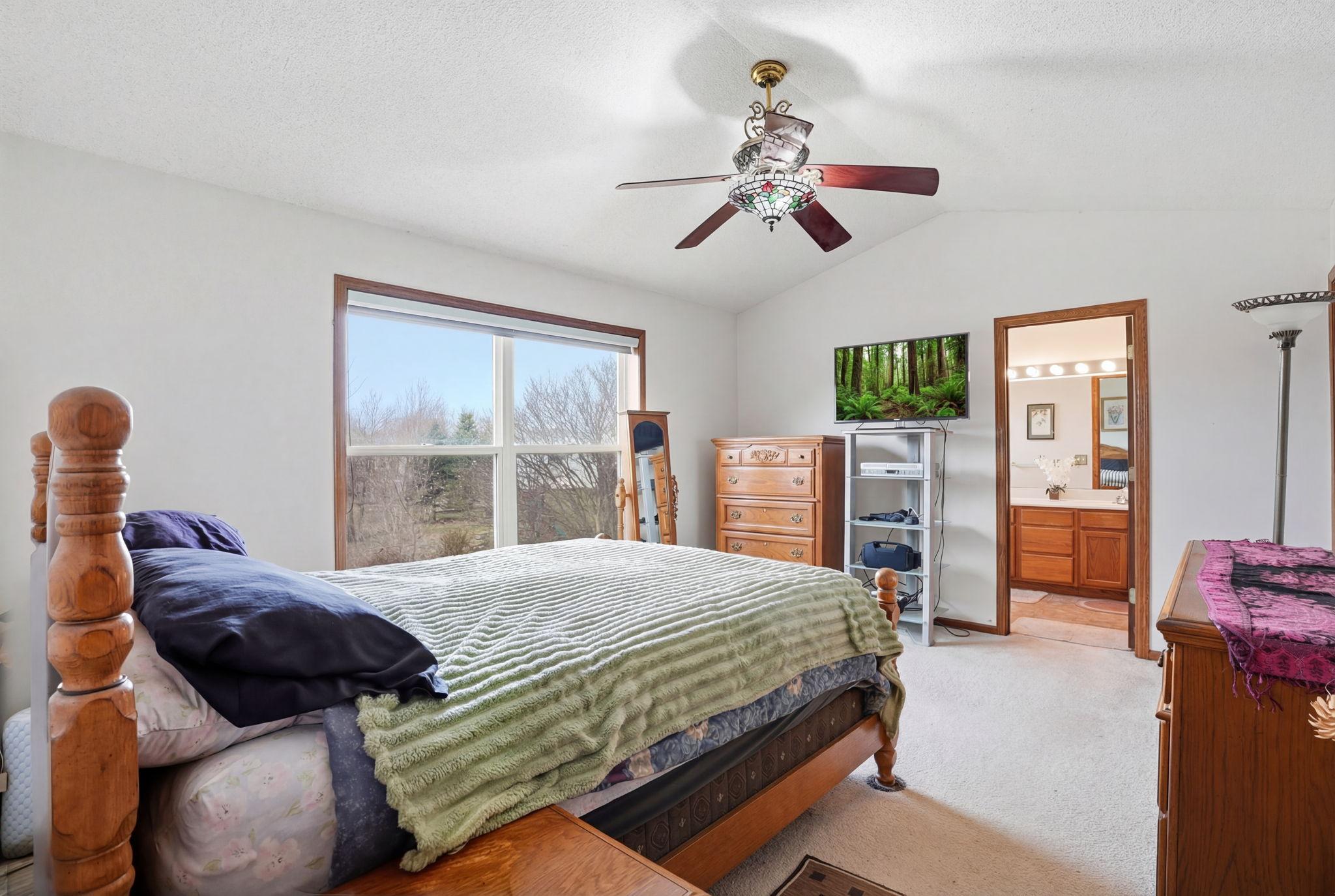953 Lake Ridge Bay Woodbury, MN 55129 - Photo 13 of 25