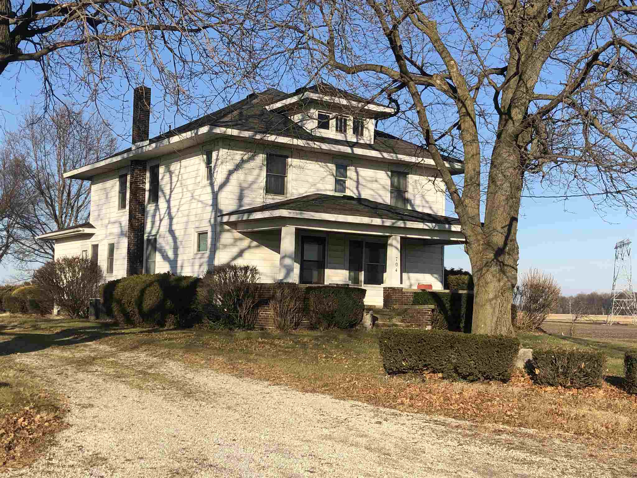 704 8th Road Bourbon, IN 46504 - Photo 1 of 31