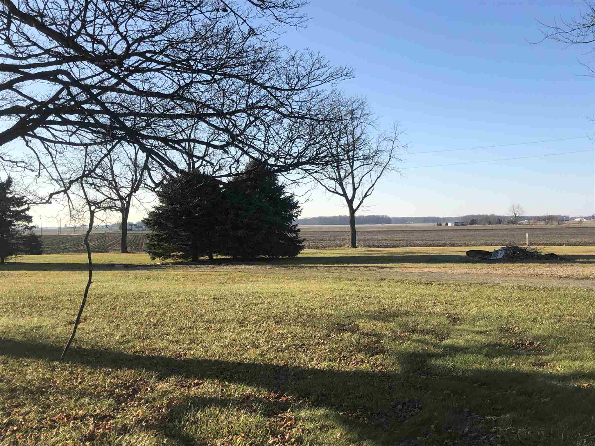 704 8th Road Bourbon, IN 46504 - Photo 13 of 31