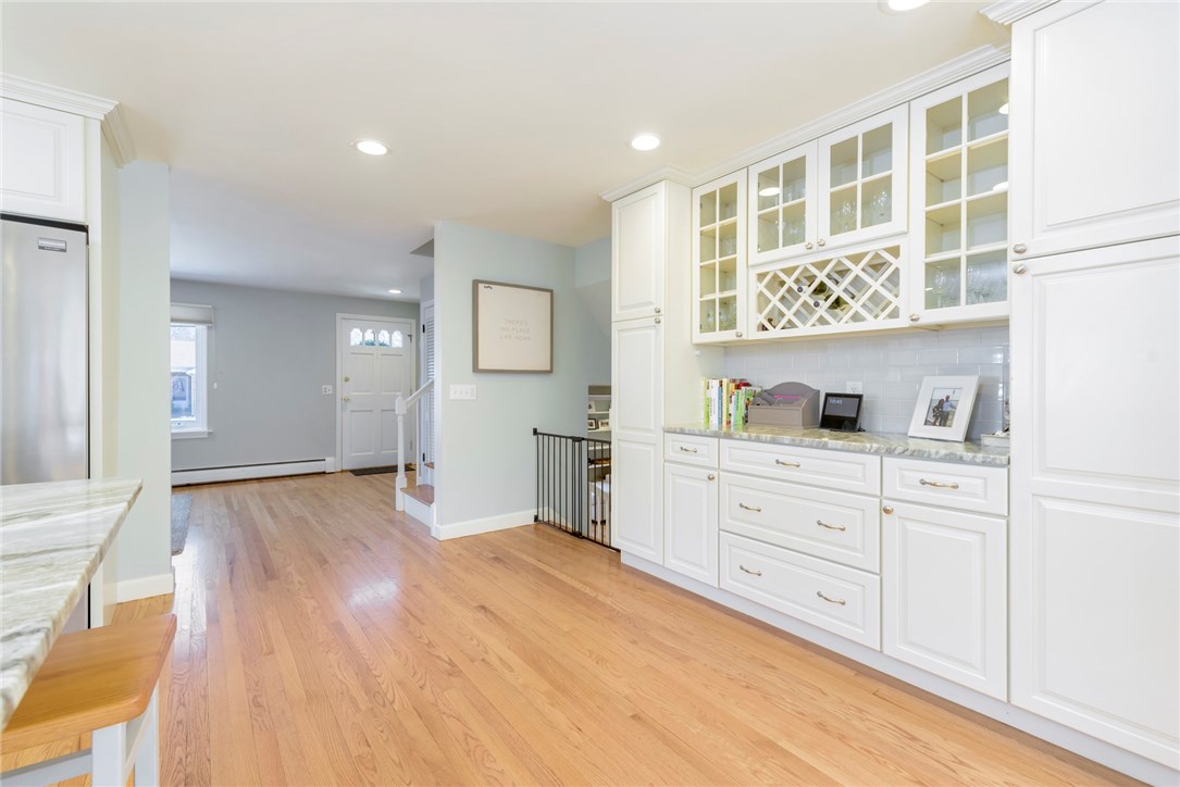 214 New Meadow Road Barrington, RI 02806 - Photo 12 of 24 Gallery Image 12