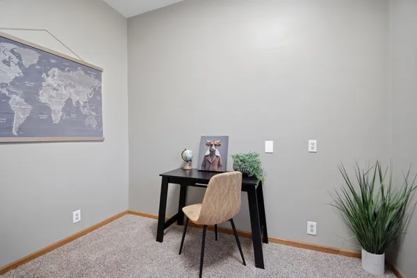 $199,900 | 1602 4th Avenue Northwest, Austin, MN 55912