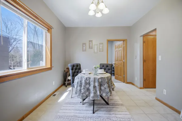 $199,900 | 1602 4th Avenue Northwest, Austin, MN 55912