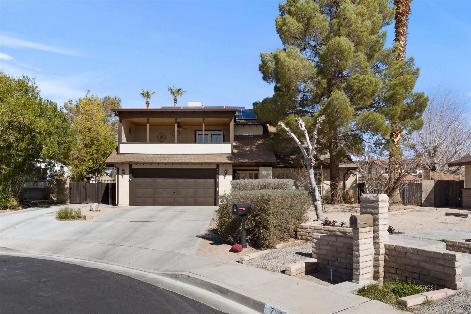 736 Fendrick Circle Ridgecrest, CA 93555 - Photo 3 of 49 a view of a house with a snow