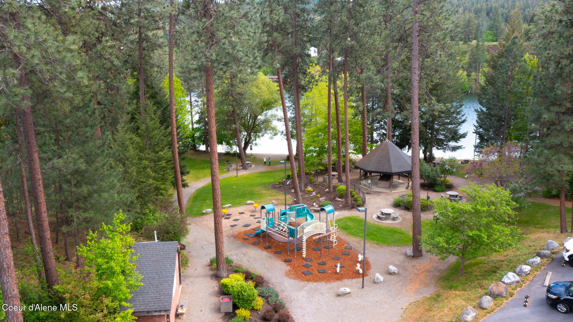 1506 South Riverside Harbor Drive Post Falls, ID 83854 - Photo 10 of 75 Park_13_2000