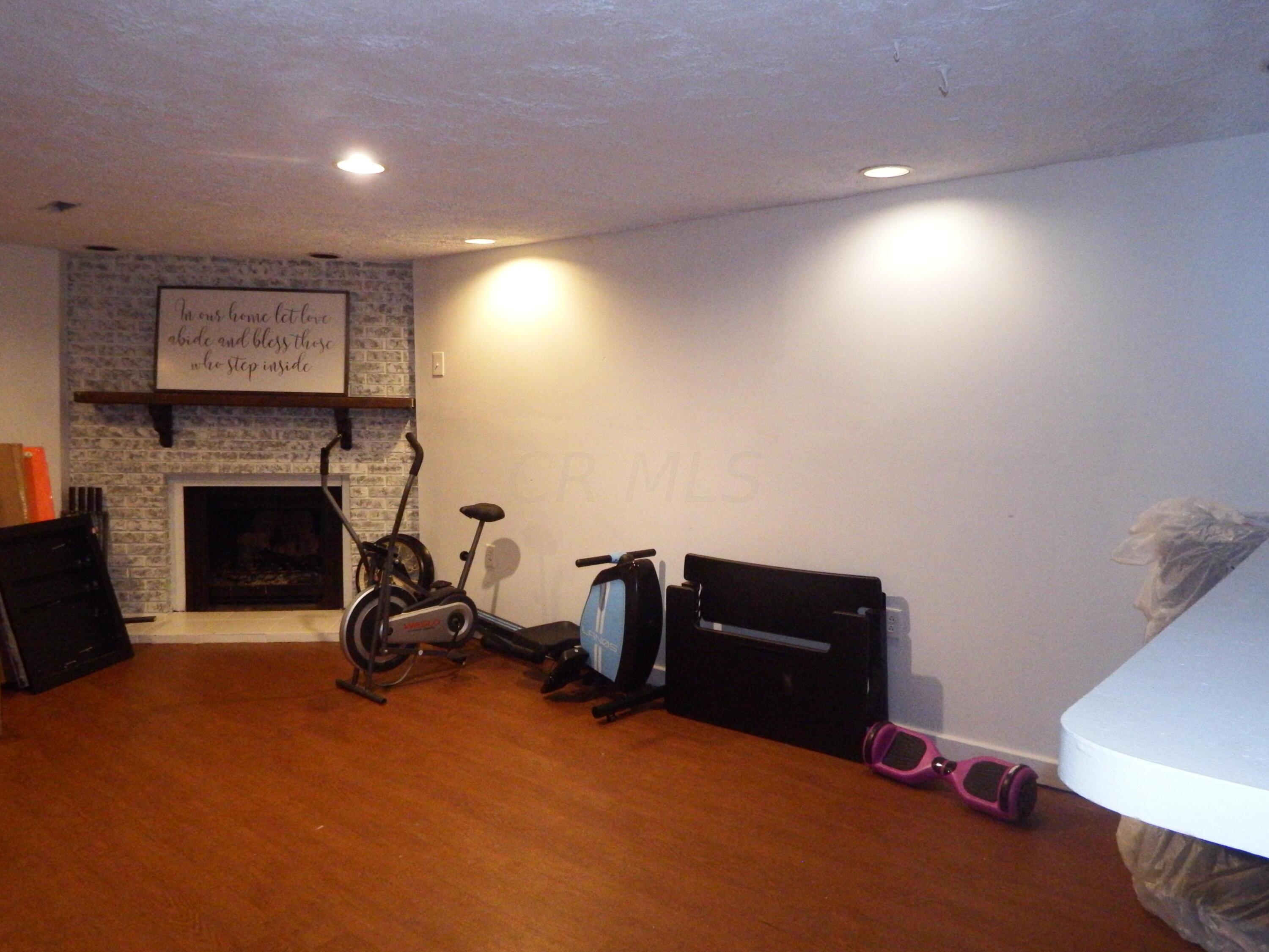 228 Calahan Road Columbus, OH 43207 - Photo 15 of 19 DSCF5263