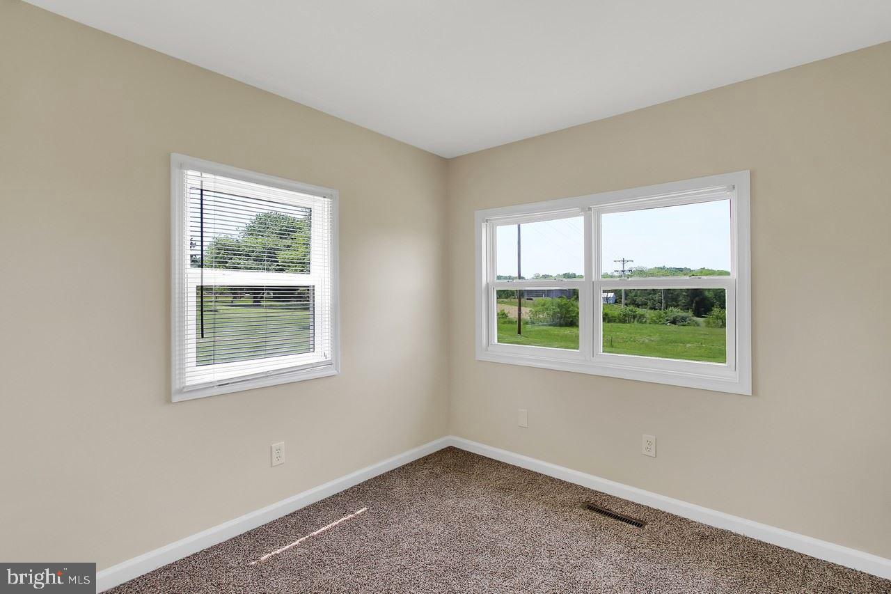 2052 Noss Road York, PA 17408 - Photo 9 of 25