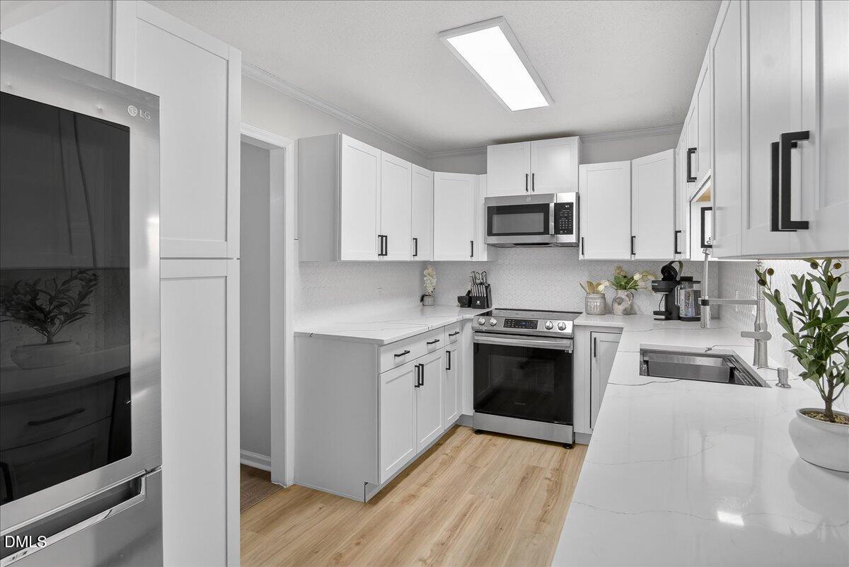 519 Oak Run Drive Raleigh, NC 27606 - Photo 29 of 37 07-finished 519 oak run (7 of 36)