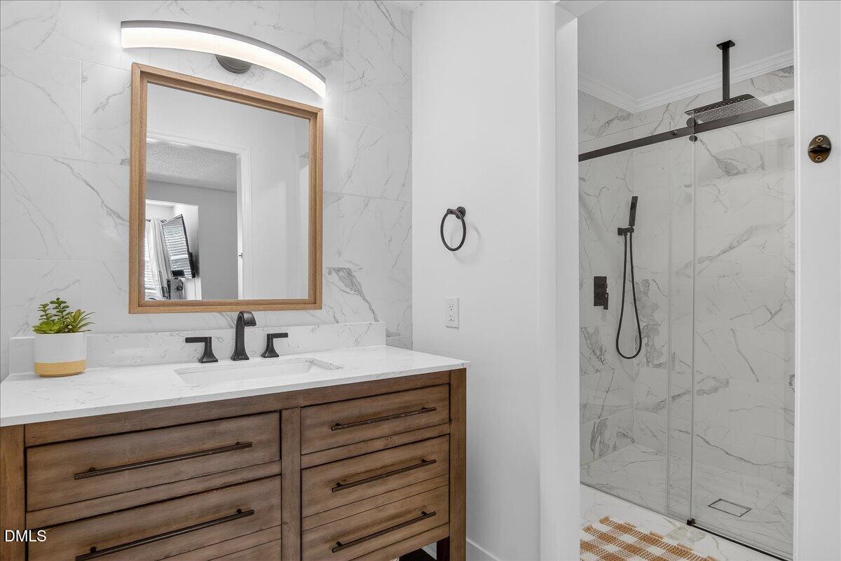 519 Oak Run Drive Raleigh, NC 27606 - Photo 7 of 37 24-finished 519 oak run (25 of 36)