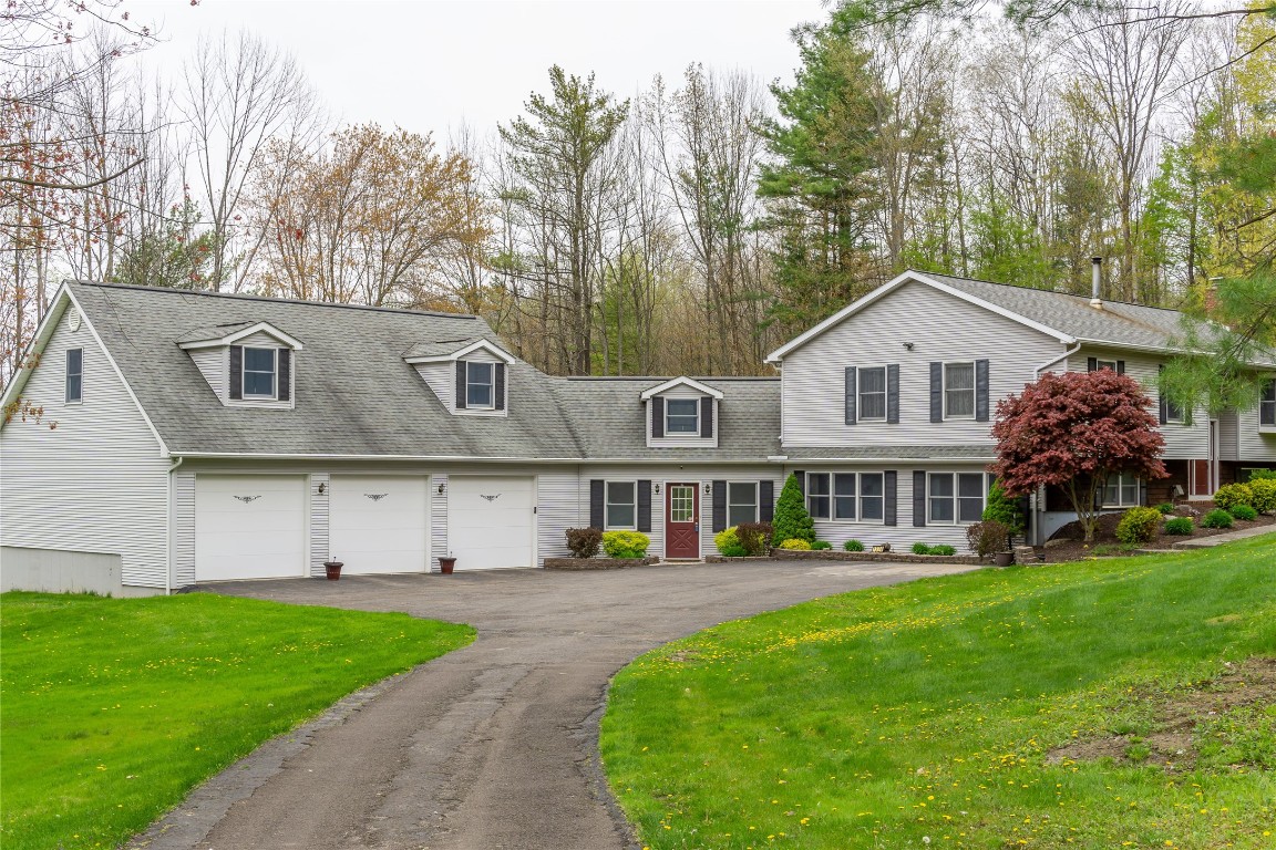 1324 Echo Road Vestal, NY 13850 - Photo 1 of 39 Gallery Image 1