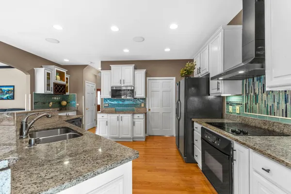 $625,000 | 6645 Fieldstone Court, Caledonia, WI 53402