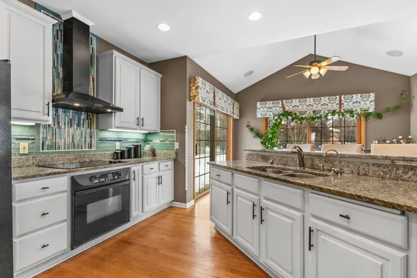 $625,000 | 6645 Fieldstone Court, Caledonia, WI 53402