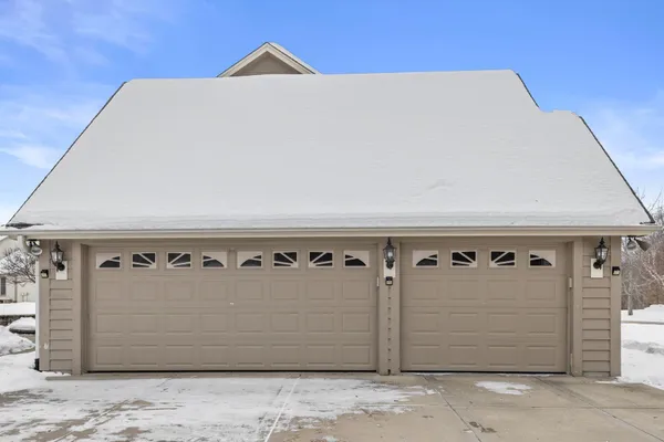 $625,000 | 6645 Fieldstone Court, Caledonia, WI 53402