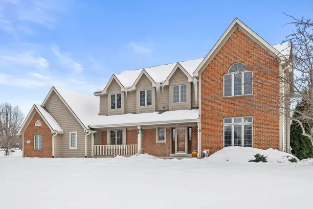 $650,000 | 6645 Fieldstone Court, Caledonia, WI 53402