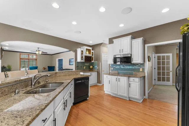 $650,000 | 6645 Fieldstone Court, Caledonia, WI 53402