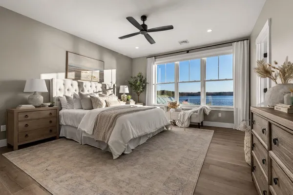 $2,495,000 | 33 Little Bay Drive, Dover, NH 03820