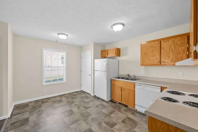 $1,095 | 105 Solid Rock Court, Unit A, Clarksville, TN 37042