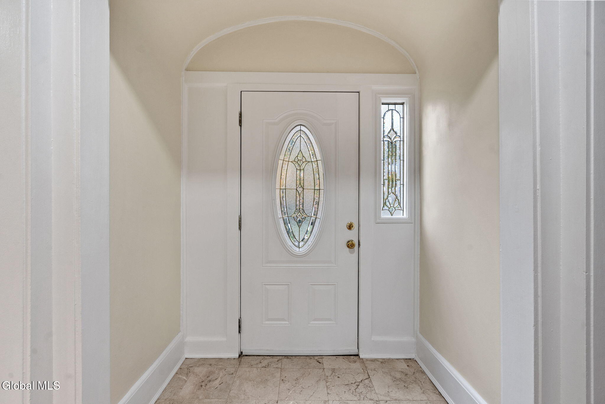 879 Mercer Street Albany, NY 12208 - Photo 27 of 49 17-web-or-mls-879-mercer-st