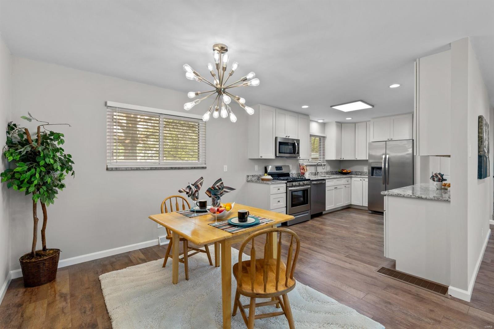 606 Sappington Barracks Road St. Louis, MO 63125 - Photo 6 of 26 Gallery Image 6